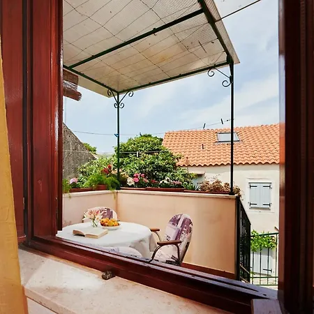 בית הארחה Ivica 3*