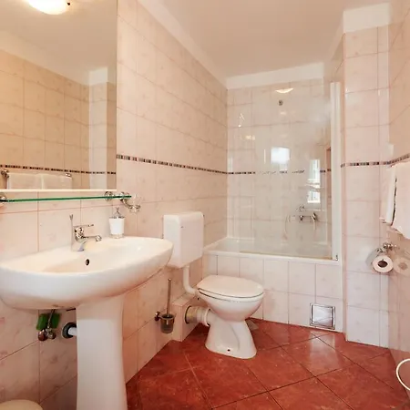 Gostinjska kuća Ivica Trogir